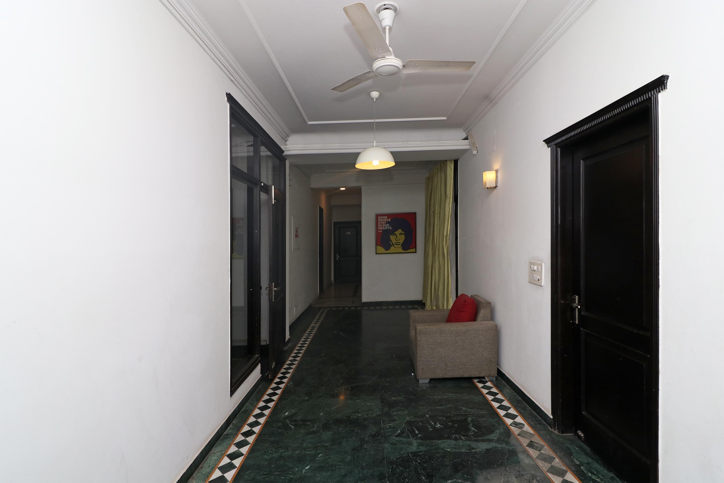 Super Hotel O Hare Rama Guest House นิวเดลี ภายนอก รูปภาพ