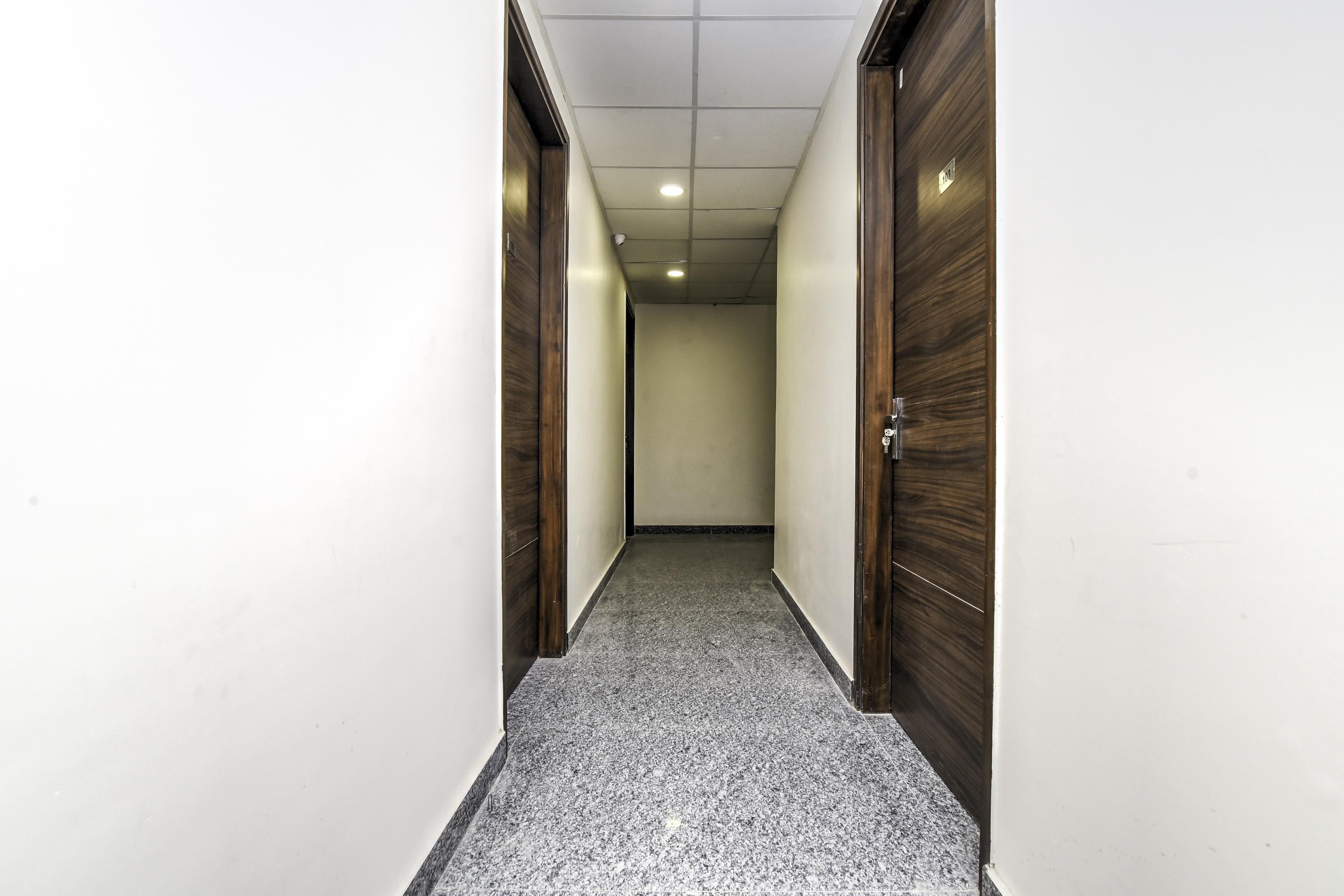 Super Hotel O Hare Rama Guest House นิวเดลี ภายนอก รูปภาพ
